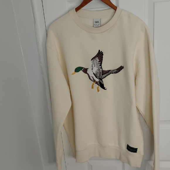 Zara Other - Zara Ivory Sweater with Flying Bird Design